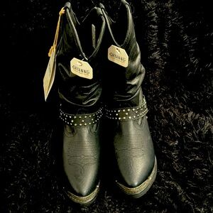 Brand New Shyanne Boots